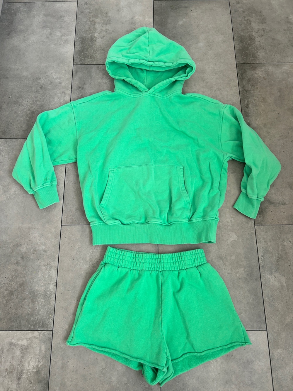Katie J NYC green hoodie and shorts sweatshirt set Small/Large